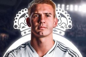 记者：马斯坦托诺本周末前往西班牙，加入皇马季前集训