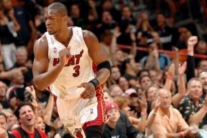 蒂格：韦德比欧文强&他独自carry过 欧文早期带队很糟糕