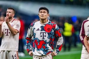 记者：拜仁仍愿听取对金玟哉的报价，但就目前来看球员很可能留队