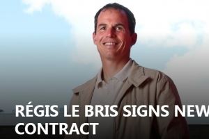 官方：桑德兰和主帅勒-布里斯续约至2028年，上赛季率队成功升级