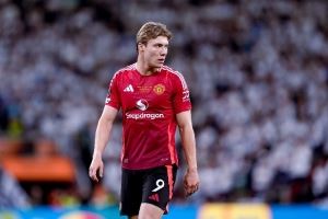 天空：米兰提出含买断的租借合同想签霍伊伦，据信价值4000万镑