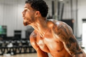 不只是两性专家！小波特在社媒晒训练照 大秀肌肉