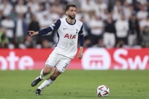 太阳报：本坦库尔已经准备好与热刺完成续约，他的合同明夏到期