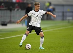 基米希：在拜仁我是6号位，在国家队我的位置由教练决定