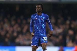 乔治：我只想上场，不介意踢中锋，要在训练时向教练证明自己