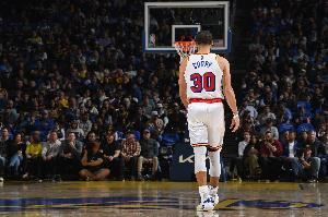 库里：休赛期苦练不是万全之策 可控之事唯有睡眠与心静